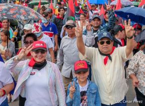 Conmemoración de los 45 años de la caída en combate del Comandante Pedro Aráuz Palacios