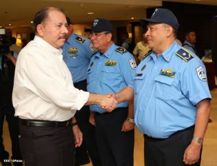 Presidente Daniel y Compañera Rosario clausuran XXIII Reunión de mandos de la Policía Nacional