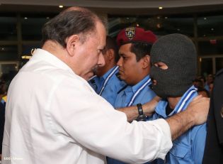 Presidente Daniel y Compañera Rosario clausuran XXIII Reunión de mandos de la Policía Nacional