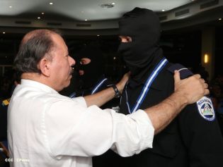 Presidente Daniel y Compañera Rosario clausuran XXIII Reunión de mandos de la Policía Nacional