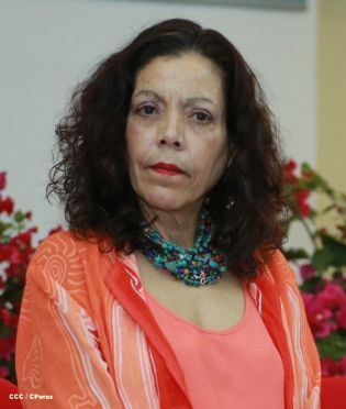 Presidente Daniel y Compañera Rosario clausuran XXIII Reunión de mandos de la Policía Nacional