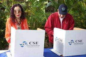 Presidente Daniel Ortega y Vicepresidenta Rosario Murillo votan en Elecciones Soberanas 2022
