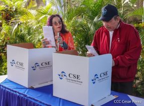 Presidente Daniel Ortega y Vicepresidenta Rosario Murillo votan en Elecciones Soberanas 2022