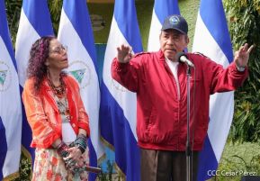Presidente Daniel Ortega y Vicepresidenta Rosario Murillo votan en Elecciones Soberanas 2022