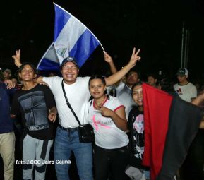 Fiesta de la Militancia Sandinista en la Plaza de Las Victorias
