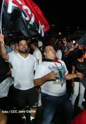 Fiesta de la Militancia Sandinista en la Plaza de Las Victorias