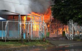 Incendio en tramos de pólvora en Tiscapa