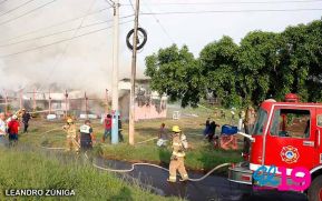 Incendio en tramos de pólvora en Tiscapa