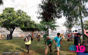 Incendio en tramos de pólvora en Tiscapa