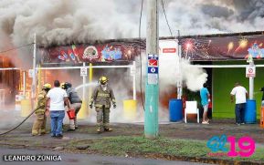 Incendio en tramos de pólvora en Tiscapa