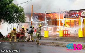Incendio en tramos de pólvora en Tiscapa