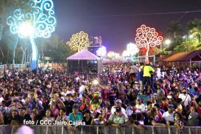 Celebración de la Fiesta de las Victorias en Avenida de Bolívar a Chávez