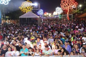 Celebración de la Fiesta de las Victorias en Avenida de Bolívar a Chávez