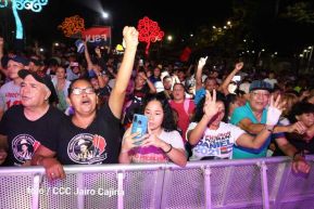 Celebración de la Fiesta de las Victorias en Avenida de Bolívar a Chávez