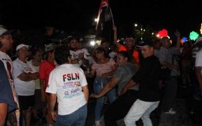 Celebración de la Fiesta de las Victorias en Avenida de Bolívar a Chávez