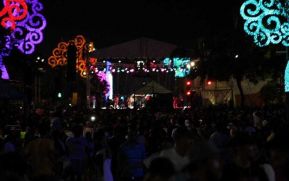 Celebración de la Fiesta de las Victorias en Avenida de Bolívar a Chávez