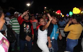 Celebración de la Fiesta de las Victorias en Avenida de Bolívar a Chávez