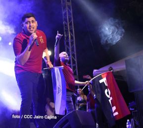 Celebración de la Fiesta de las Victorias en Avenida de Bolívar a Chávez