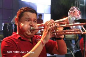 Celebración de la Fiesta de las Victorias en Avenida de Bolívar a Chávez