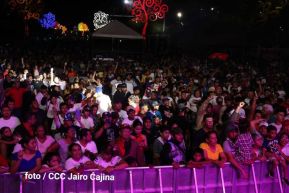 Celebración de la Fiesta de las Victorias en Avenida de Bolívar a Chávez
