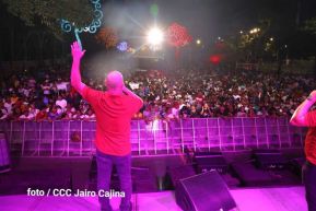Celebración de la Fiesta de las Victorias en Avenida de Bolívar a Chávez