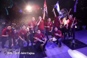 Celebración de la Fiesta de las Victorias en Avenida de Bolívar a Chávez