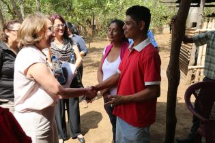 Rebeca Grynspan conoce experiencias de programas del Gobierno Sandinista en Nicaragua