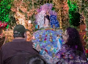 ¡Qué viva la Virgen y que en Nicaragua florezca cada vez más la Paz y el Bien !