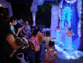 Gritería: Rezar y cantar casa por casa a La Virgen María