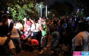 Gritería: Rezar y cantar casa por casa a La Virgen María