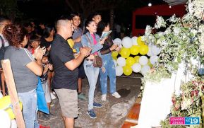 Gritería: Rezar y cantar casa por casa a La Virgen María