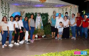 Gritería: Rezar y cantar casa por casa a La Virgen María