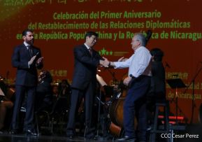 Primer Aniversario del Restablecimiento de Relaciones Diplomáticas entre la República Popular China y Nicaragua