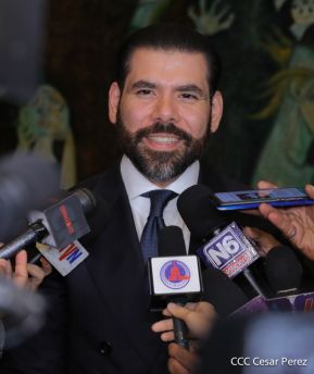 Primer Aniversario del Restablecimiento de Relaciones Diplomáticas entre la República Popular China y Nicaragua