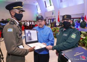 XXVII Promoción de Oficiales del Centro Superior de Estudios Militares