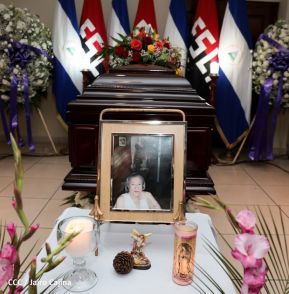 Rinden homenaje póstumo a Blanca Segovia Sandino Aráuz