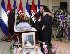 Rinden homenaje póstumo a Blanca Segovia Sandino Aráuz