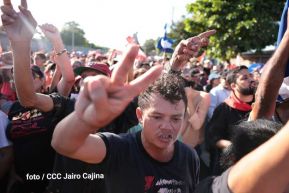 Caminata en conmemoración del 48 aniversario del asalto a la casa de Chema Castillo