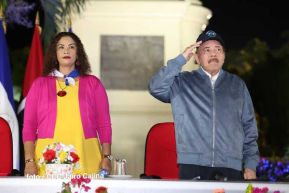 Homenaje al héroe nacional Roberto Clemente