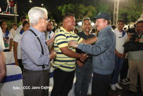 Homenaje al héroe nacional Roberto Clemente