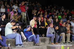 Nicaragua Diseña celebra pasarela "Verso, Perla, Pluma y Flor" en honor a Rubén Darío