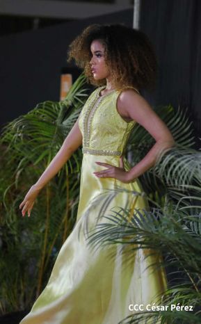 Nicaragua Diseña celebra pasarela "Verso, Perla, Pluma y Flor" en honor a Rubén Darío