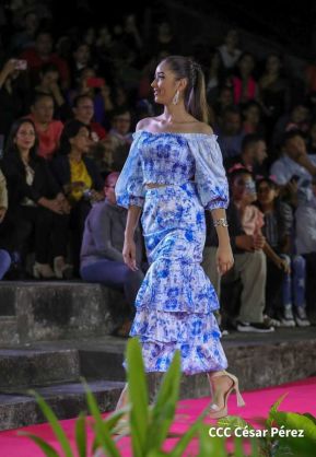 Nicaragua Diseña celebra pasarela "Verso, Perla, Pluma y Flor" en honor a Rubén Darío