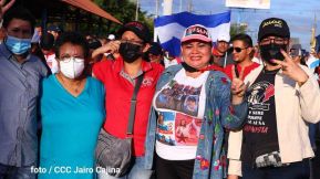 ¡Nicaragua ilumina, como un sol que no declina!