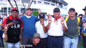 ¡Nicaragua ilumina, como un sol que no declina!