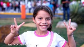 ¡Nicaragua ilumina, como un sol que no declina!