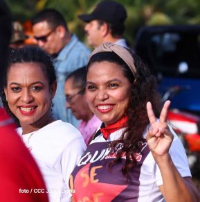 ¡Nicaragua ilumina, como un sol que no declina!