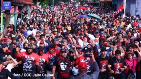 ¡Nicaragua ilumina, como un sol que no declina!