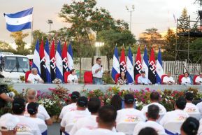Gobierno de Nicaragua celebra entrega del primer lote de autobuses rusos