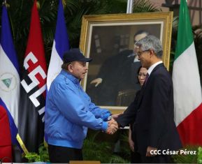 Presidente Daniel Ortega recibe Cartas Credenciales de nuevos embajadores